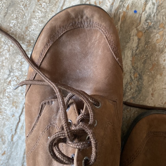 Size 7.5 easy spirit brown ladies shoes in good shape - Picture 2 of 8